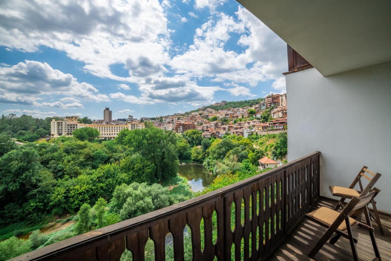 Four Riders Guest House Veliko Tarnovo Ngoại thất bức ảnh