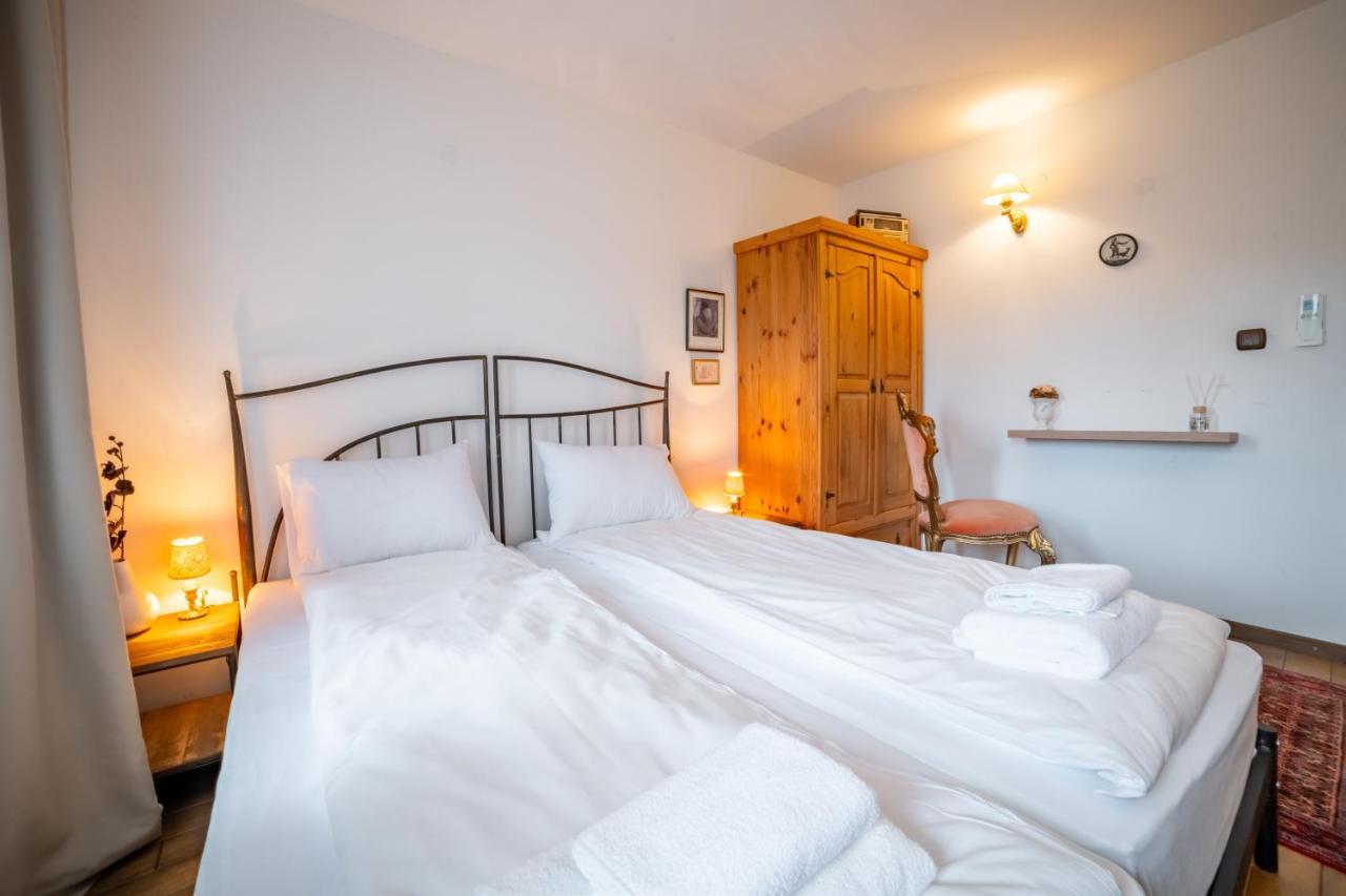 Four Riders Guest House Veliko Tarnovo Ngoại thất bức ảnh