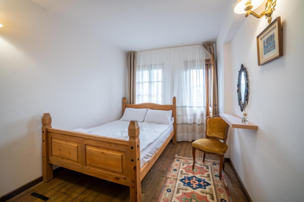 Four Riders Guest House Veliko Tarnovo Ngoại thất bức ảnh