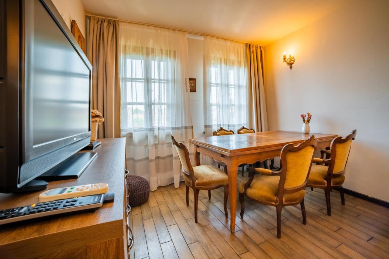 Four Riders Guest House Veliko Tarnovo Ngoại thất bức ảnh